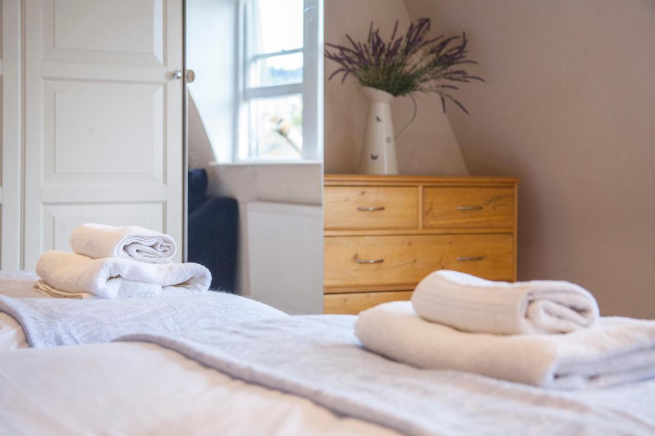 Stunning Spacious Central Apartment Near Parade Gardens Bath Esterno foto